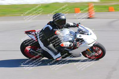 media/Jan-20-2023-Fastrack Riders (Fri) [[f2ad32aba3]]/Level 3/session 3 turn 9/